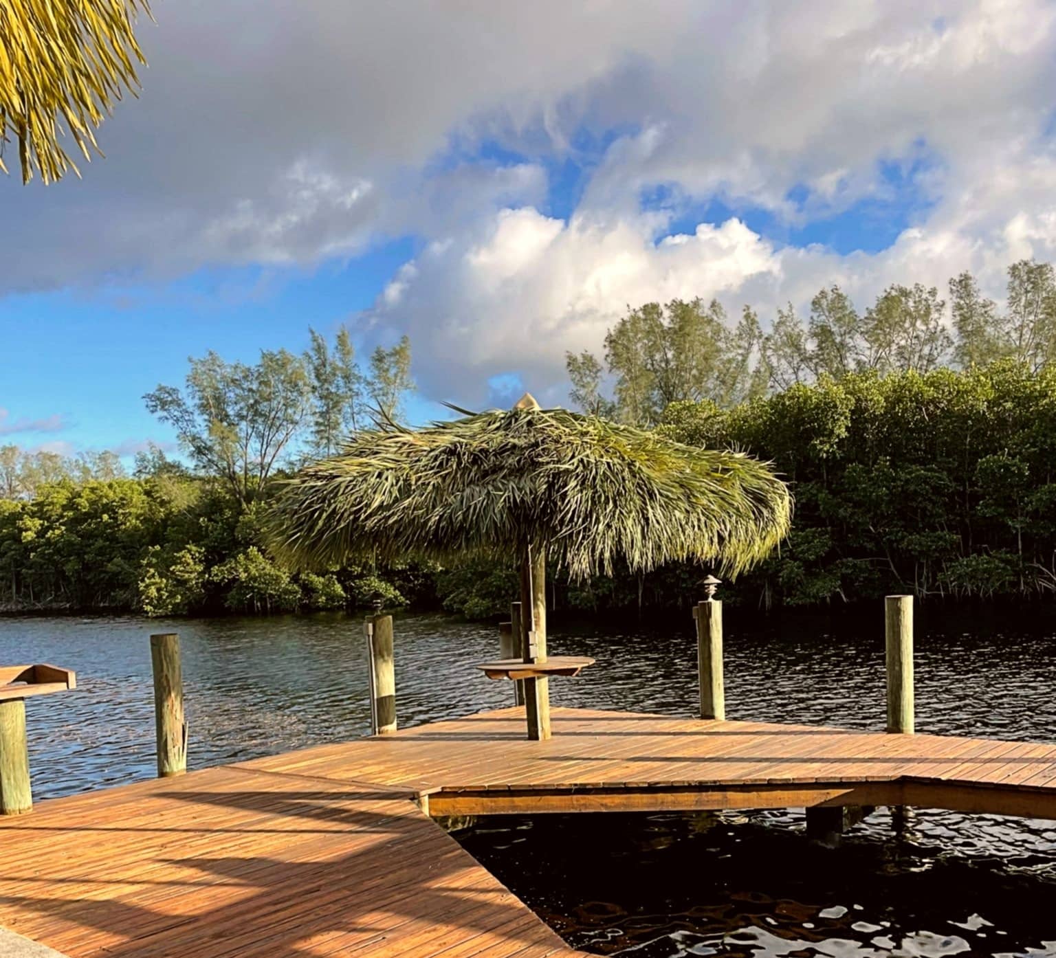 Single pole tiki on a dock